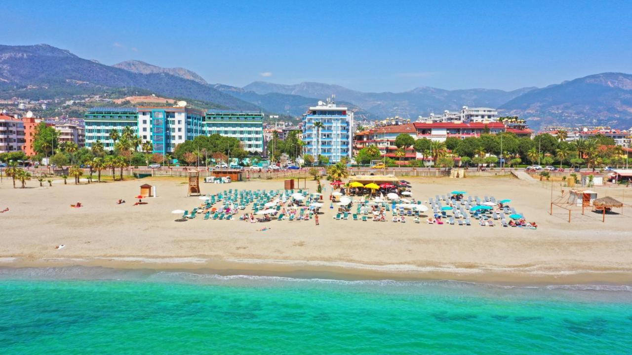 Hotell Big Blue Sky 4*