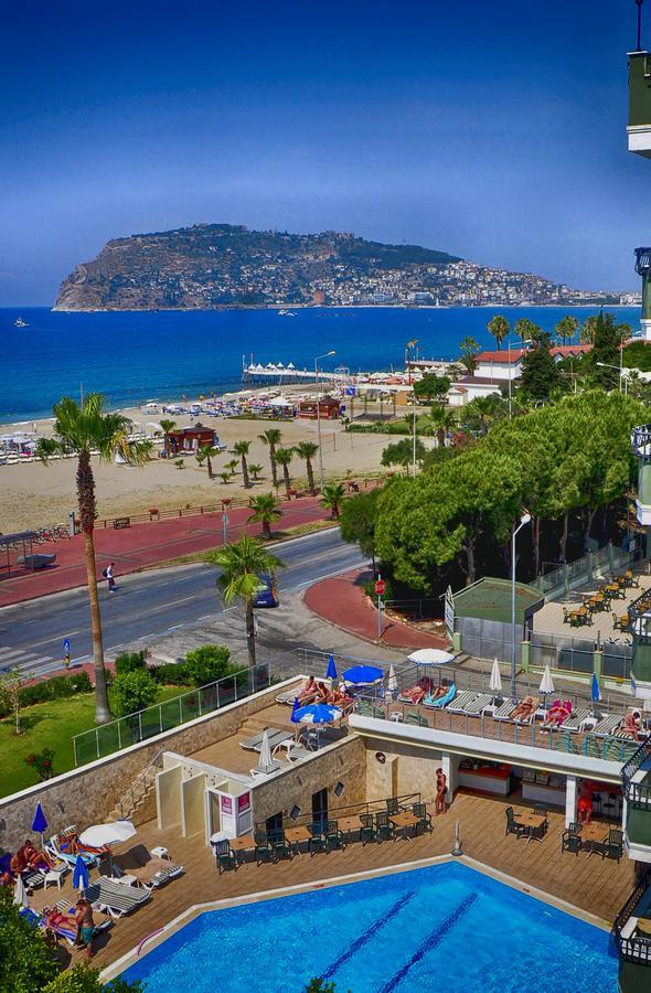 Big Blue Sky Hotell 4*
