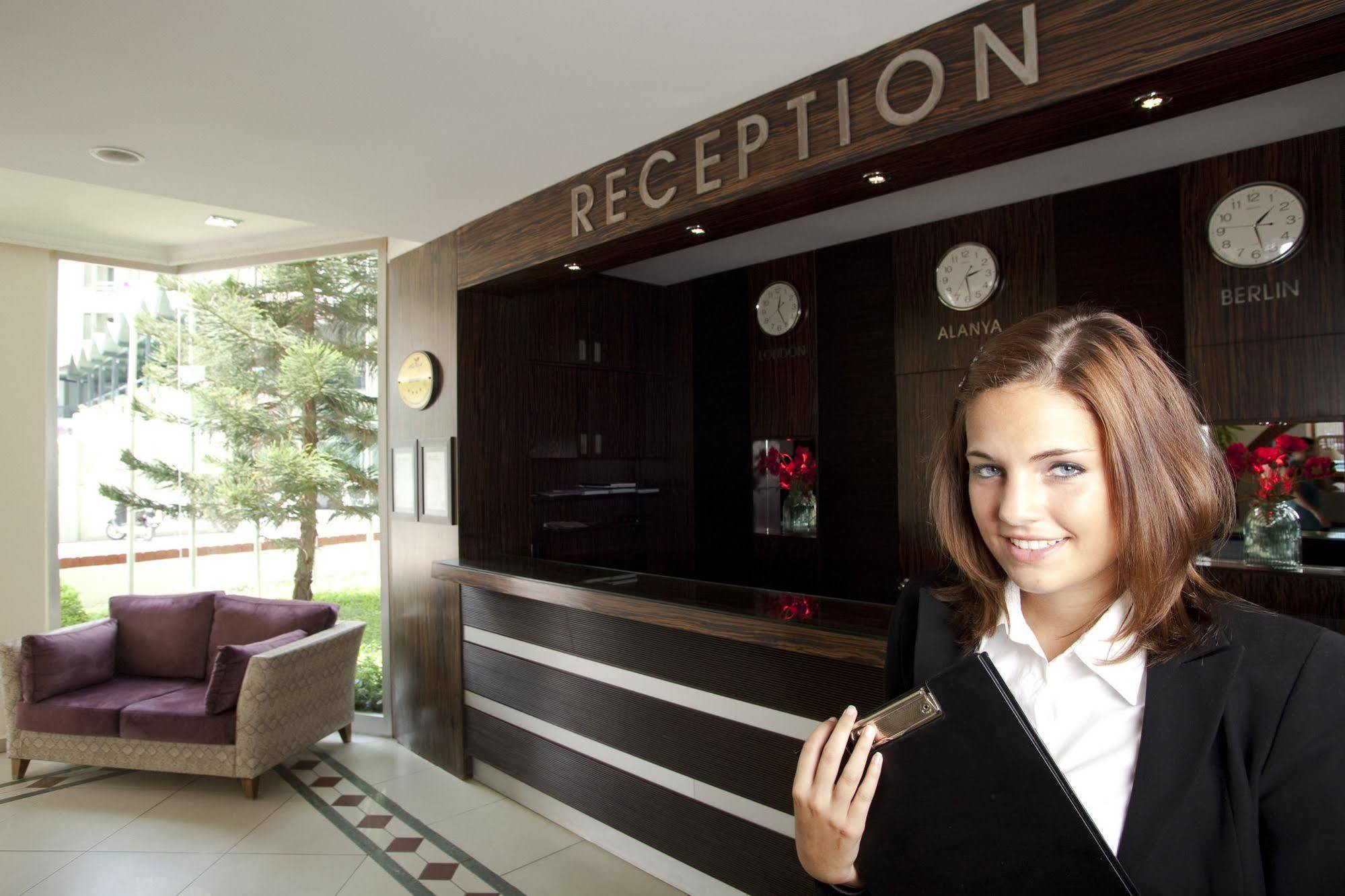 Big Blue Sky Hotell 4*